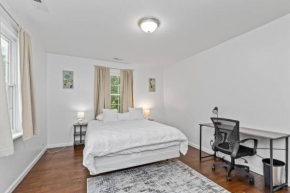 Cozy 1BR 1BA Apartment Near Fort Gregg-Adams